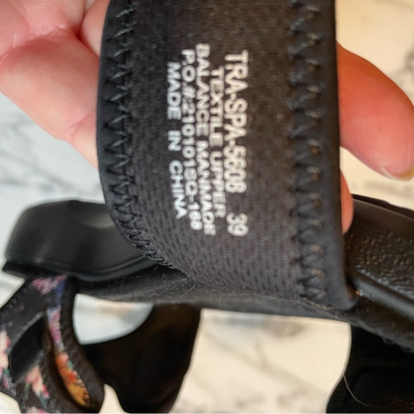 TRAQ by Alegria walking sandals - Picture 2 of 6